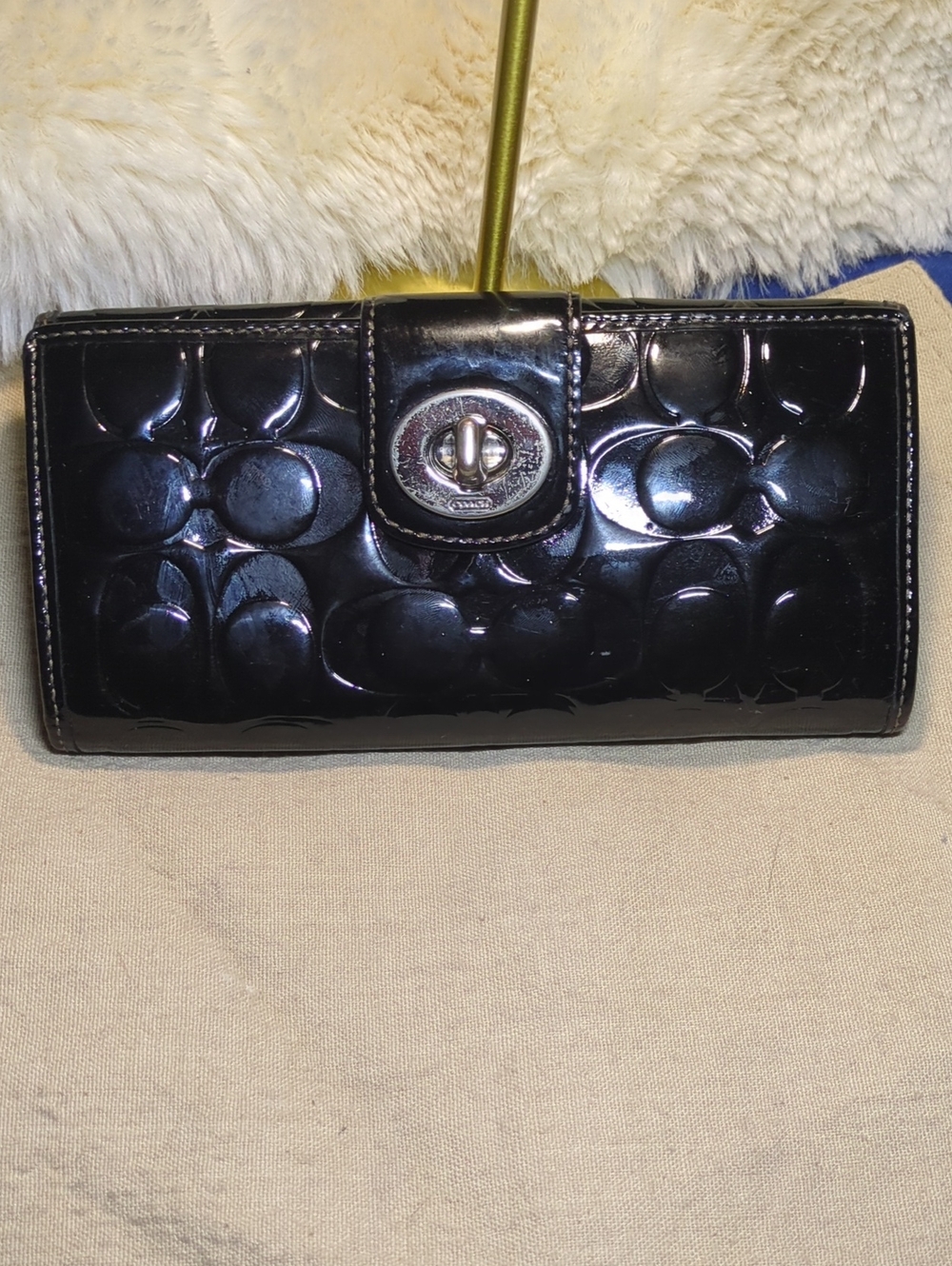 Coach Black Patent Signature Turn-Lock Wallet In EUC NOW ONLY $75